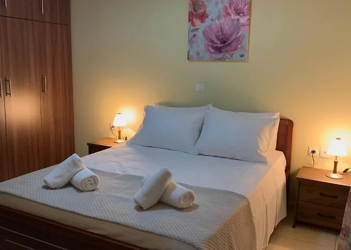 Maria's House 아파트 Diafánion