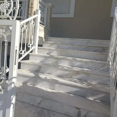 דירה Maria's House Diafánion